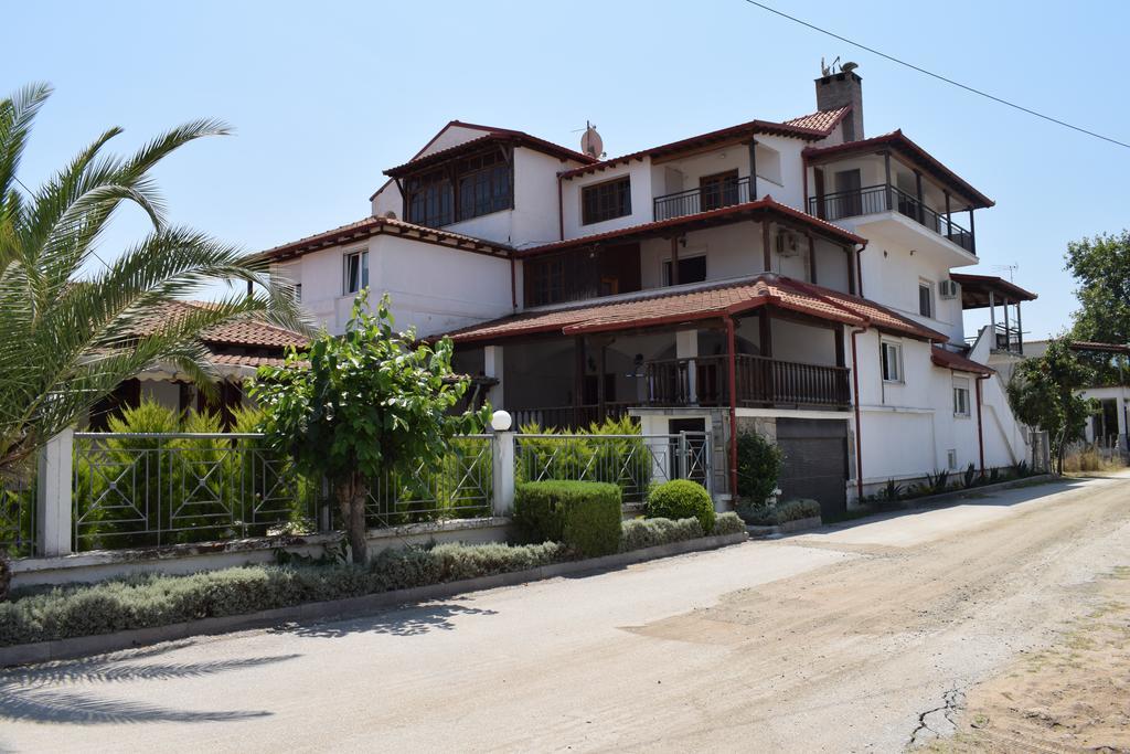Menis Haus Daire Vrasná Dış mekan fotoğraf
