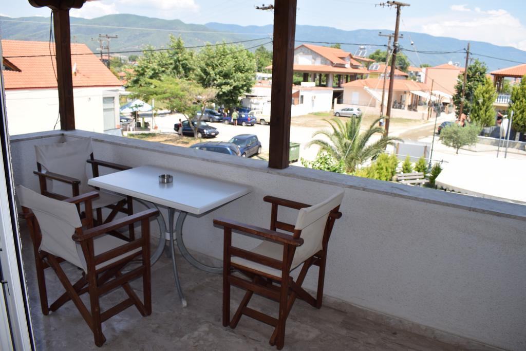 Menis Haus Daire Vrasná Dış mekan fotoğraf
